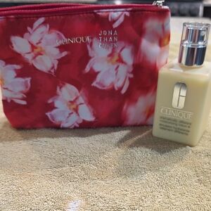 Clinique Moisturizer And Makeup Bag